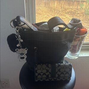 Coach Black and Cream Shoulder Bag Set W Wallet